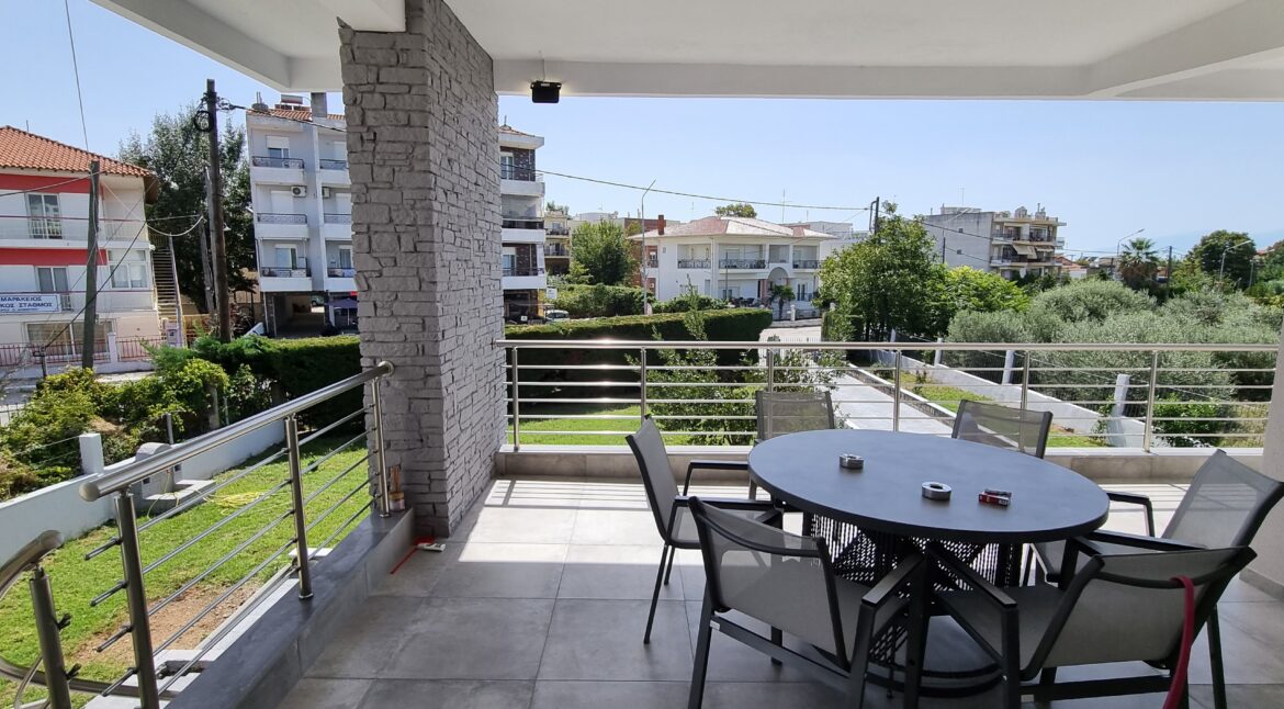 Χρήση αντλίας θερμότητας και FCU για ψύξη και θέρμανση σε μονοκατοικία