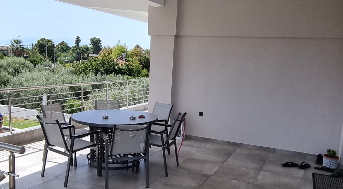 Χρήση αντλίας θερμότητας και FCU για ψύξη και θέρμανση σε μονοκατοικία