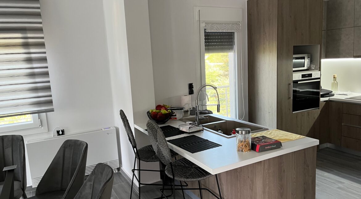 Χρήση αντλίας θερμότητας και FCU για ψύξη και θέρμανση σε μονοκατοικία