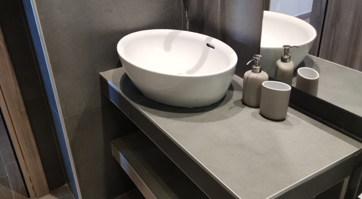 ανακαίνιση ενοικιαζόμενων διαμερισμάτων και χρήση ηλιακού συστήματος